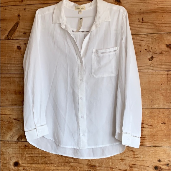 Anthropologie Tops - Anthropologie Cloth & Stone White ButtonDown Shirt
